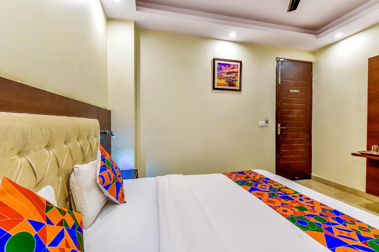 Fabhotel Surya Residency Dehradun Bagian luar foto