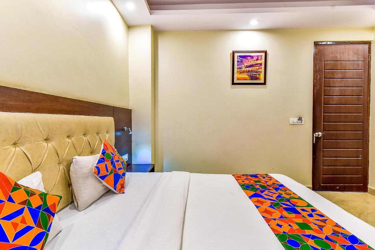 Fabhotel Surya Residency Dehradun Bagian luar foto